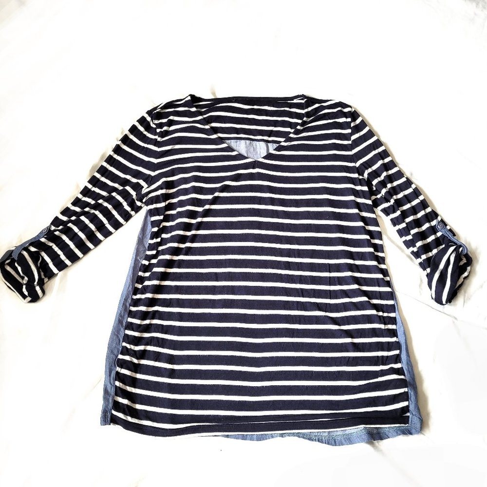 3/$20 Blue & White Stripe Chambray Back Shirt